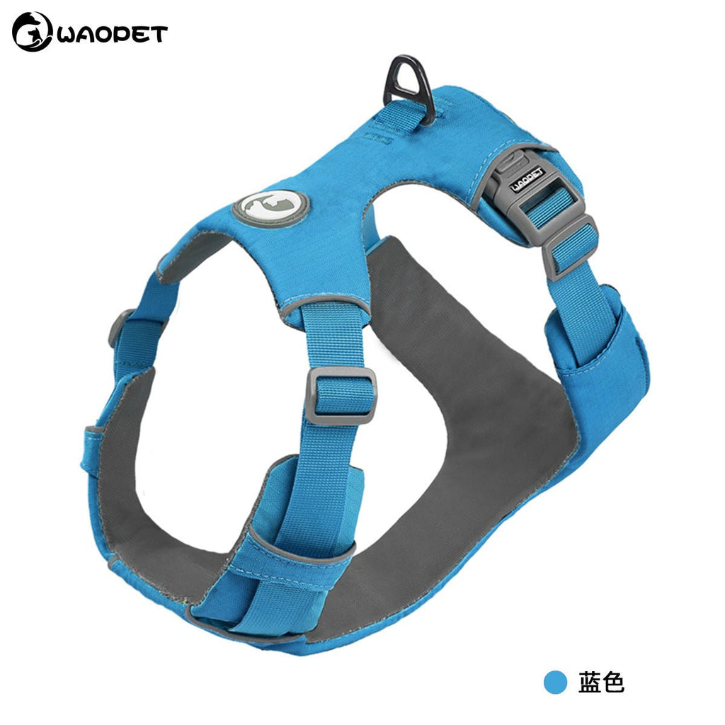 Harnais bleu réfléchissant pour chien, vue de face, sangles réglables et boucle dorsale