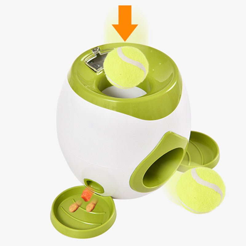 Lance-balles automatique pour chien blanc et vert avec balle de tennis verte projetée