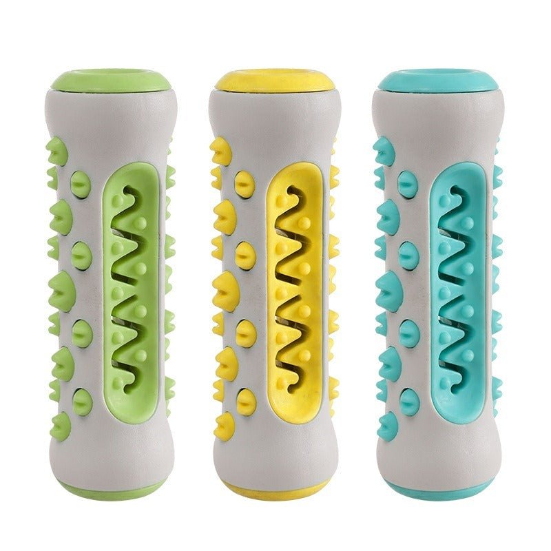 Brosses à dents à mâcher : trois cylindres gris aux inserts vert, jaune, turquoise