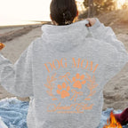 Sweat à capuche femme gris, imprimé « Dog Mom » avec motif pattes au dos